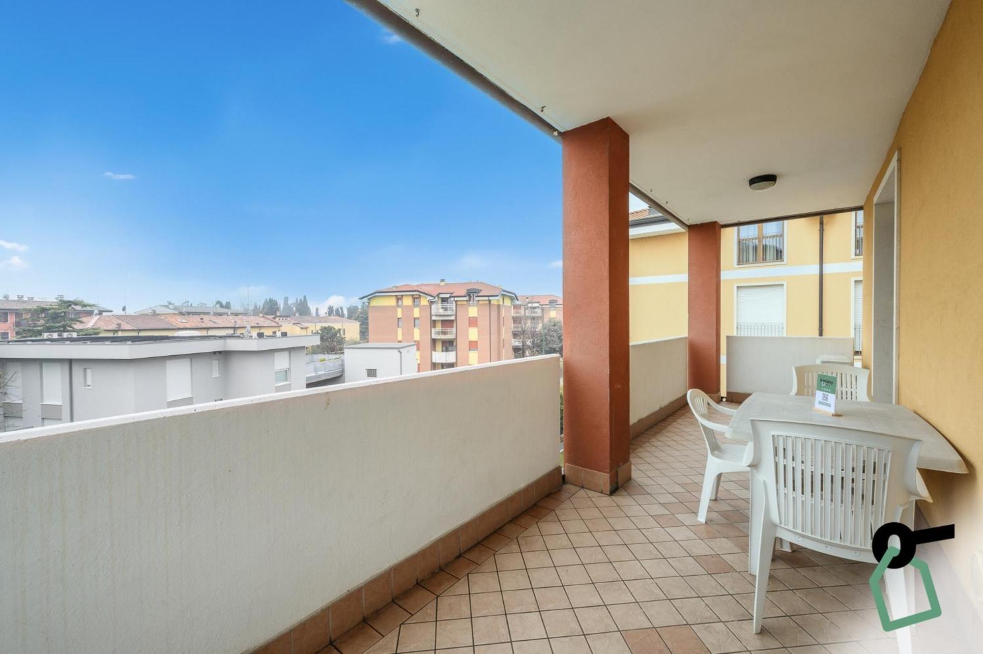Hotiday Residence Garda Пескьера-дель-Гарда Экстерьер фото